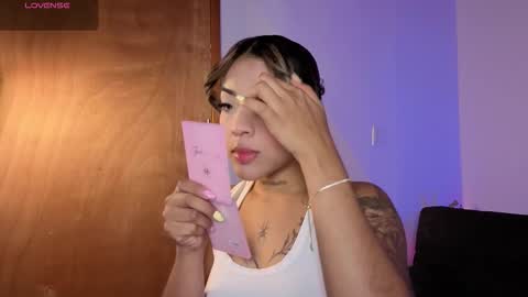 Snapshot of maryybellax chatting on 11-09-25, 10:30 maryybellax online show from 11-09-25, 10:30