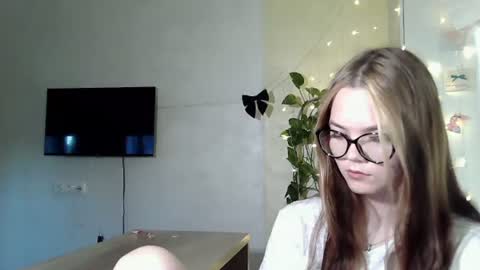 Nessa online show from 06-18-26, 01:15