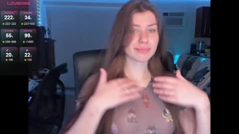 Snapshot of mash_hub chatting on 01-13-25, 03:12 Mash online show from 01-13-25, 03:12