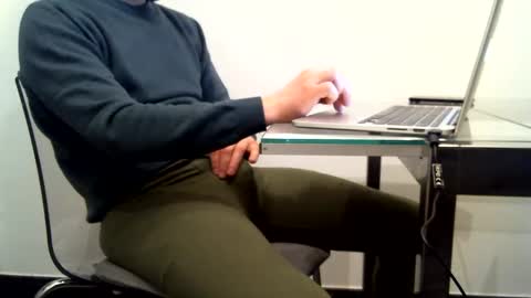 Snapshot of mask07 chatting on 01-17-25, 10:23 Mask07 online show from 01-17-25, 10:23