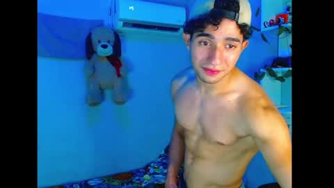 Snapshot of mask_david chatting on 09-16-25, 02:45 mask_david online show from 09-16-25, 02:45