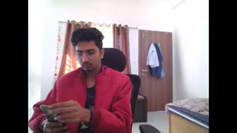 maskboyz2003 online show from 12-19-24, 04:23