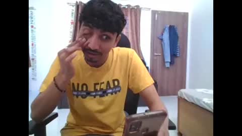 maskboyz2003 online show from 03-05-25, 07:38