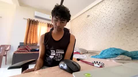 maskboyz2003 online show from 10-14-25, 03:07