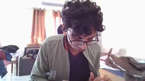 Mask Boy online show from 01-17-26, 04:50