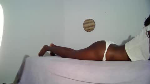 masked_shy_girl online show from 10-26-25, 11:20