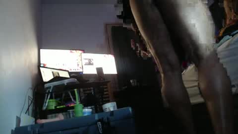 Snapshot of maskedfaggot chatting on 01-07-25, 04:59 MASKEDFAGGOT online show from 01-07-25, 04:59