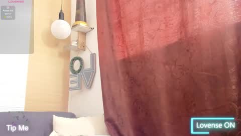 Scarlet  online show from 11-15-25, 07:43