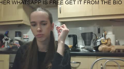 Extreme Couple online show from 12-14-24, 08:51