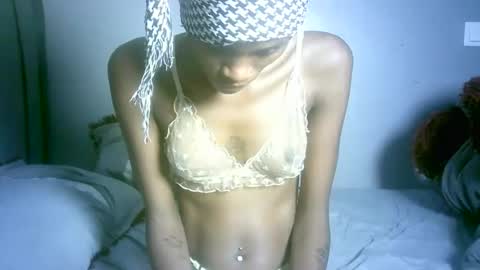 Snapshot of maskgang001 chatting on 05-17-26, 04:54 maskgang001 online show from 05-17-26, 04:54