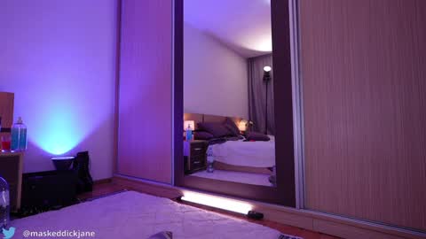 Snapshot of masqueradeporn chatting on 03-08-25, 11:48 DickJane online show from 03-08-25, 11:48