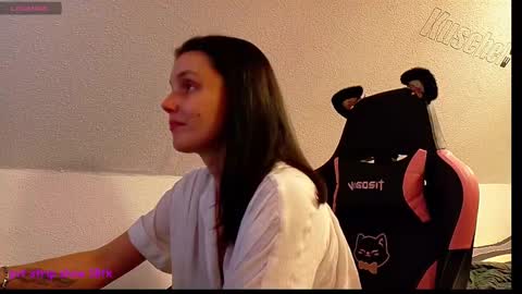 Snapshot of massageofyourlife chatting on 03-07-25, 08:33 Queeny Kathy Online at 2030 MEZ Sunday Wednesday online show from 03-07-25, 08:33