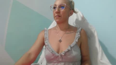 massiel ferreti online show from 04-18-26, 11:27