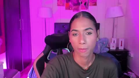 Snapshot of massielhot chatting on 02-04-26, 05:52 massielhot online show from 02-04-26, 05:52