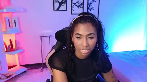 Snapshot of massielhot chatting on 07-18-26, 07:17 massielhot online show from 07-18-26, 07:17