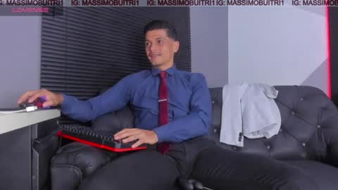 I am Massimo online show from 04-24-26, 12:24