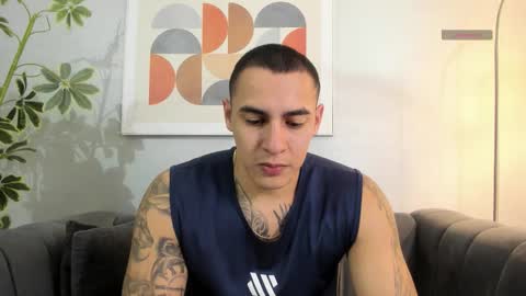 Snapshot of massimocontie_ chatting on 10-25-25, 10:12 Massimo Contie online show from 10-25-25, 10:12