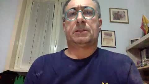 Snapshot of massimoxsempre chatting on 12-13-24, 03:49 massimoxsempre online show from 12-13-24, 03:49
