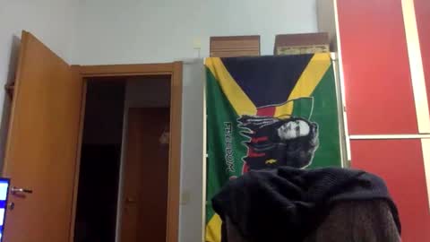 Snapshot of massimoxsempre chatting on 11-03-25, 11:15 massimoxsempre online show from 11-03-25, 11:15