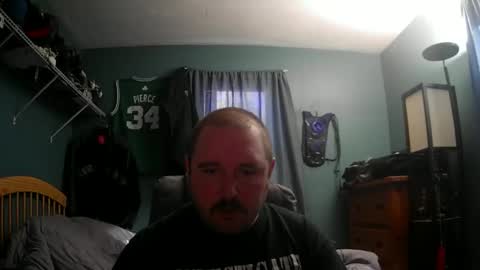 Snapshot of massstud chatting on 12-27-24, 06:10 Mass Stud online show from 12-27-24, 06:10