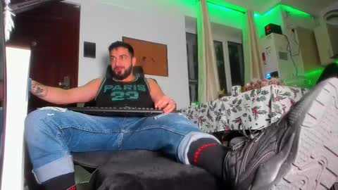 Matthew online show from 11-27-25, 03:08