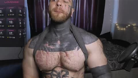 Snapshot of master_oil chatting on 05-23-26, 01:15 Huge Alex online show from 05-23-26, 01:15