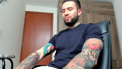 steven  online show from 12-04-25, 03:54