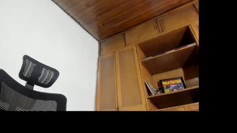 Snapshot of master_steven_01 chatting on 04-20-26, 12:02 steven online show from 04-20-26, 12:02