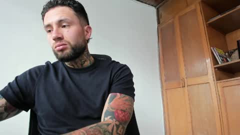 Snapshot of master_steven_01 chatting on 04-30-26, 04:24 steven online show from 04-30-26, 04:24