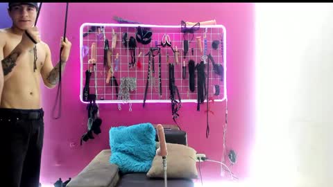 Snapshot of masteraxelandmelany chatting on 05-16-26, 12:26 Axel And Melany online show from 05-16-26, 12:26