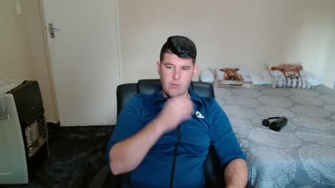 Snapshot of masterbrendanfagtax3 chatting on 06-01-26, 02:41 masterbrendanfagtax3 online show from 06-01-26, 02:41