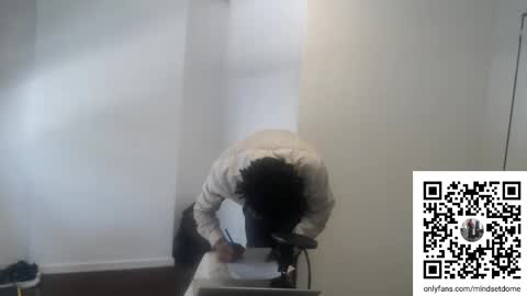 Snapshot of masterdomfuck chatting on 11-03-25, 04:08 Masterdomfuck online show from 11-03-25, 04:08