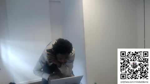 Snapshot of masterdomfuck chatting on 11-05-25, 06:41 Masterdomfuck online show from 11-05-25, 06:41