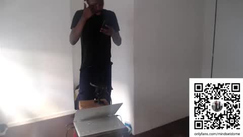 Snapshot of masterdomfuck chatting on 11-15-25, 06:48 Masterdomfuck online show from 11-15-25, 06:48