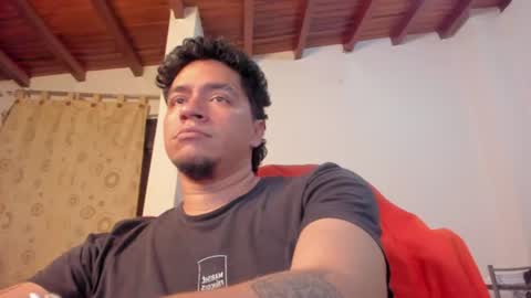 Juan Independent Model online show from 07-05-26, 12:06