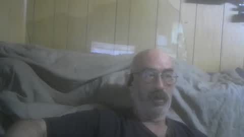 Snapshot of mastermichael24 chatting on 04-01-26, 03:42 mastermichael24 online show from 04-01-26, 03:42