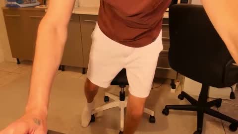 Snapshot of mastermiko chatting on 12-15-25, 09:24 Silly Rabbit online show from 12-15-25, 09:24