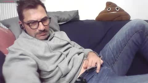 Snapshot of masterp17 chatting on 11-14-25, 08:07 Master P online show from 11-14-25, 08:07