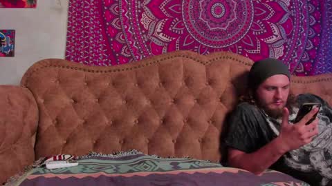   online show from 10-05-25, 05:06