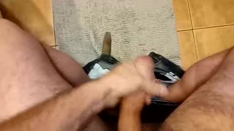 Snapshot of mastmachine87 chatting on 09-28-25, 01:49 Chriss online show from 09-28-25, 01:49