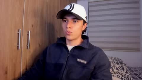 mastrangelo_x online show from 12-17-25, 03:56