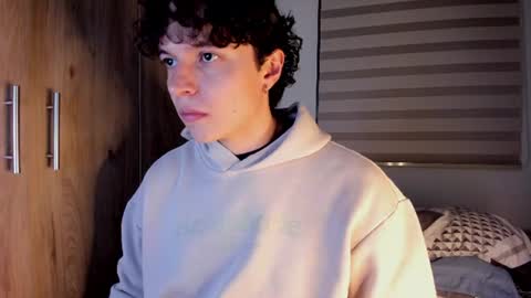 Snapshot of mastrangelo_x chatting on 06-19-26, 04:39 mastrangelo_x online show from 06-19-26, 04:39