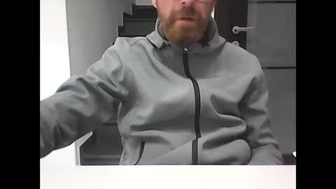 Snapshot of mastroitaliano chatting on 10-21-25, 10:05 mastroitaliano online show from 10-21-25, 10:05