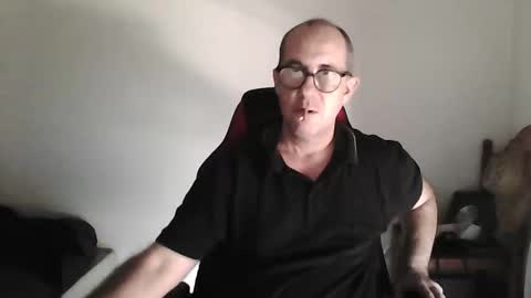 Snapshot of mat11efou chatting on 04-27-26, 11:52 mat11efou online show from 04-27-26, 11:52