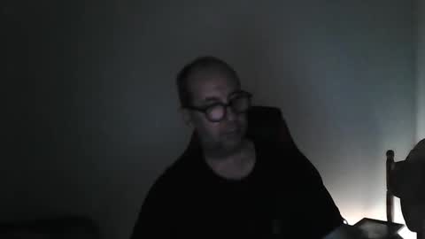 Snapshot of mat11efou chatting on 05-01-26, 07:40 mat11efou online show from 05-01-26, 07:40