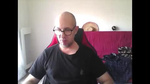 Snapshot of mat11efou chatting on 05-16-26, 09:50 mat11efou online show from 05-16-26, 09:50