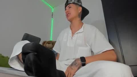 mateo_escobar online show from 11-29-25, 11:41