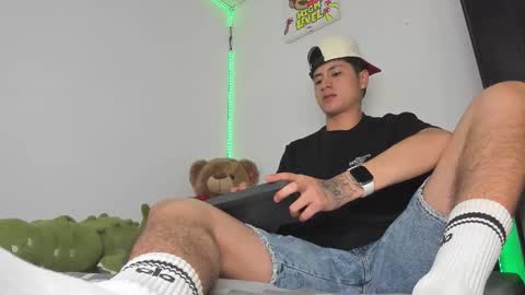 mateo_escobar online show from 02-13-26, 01:45