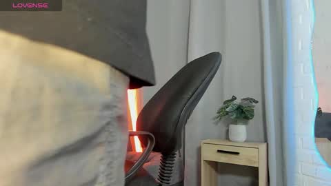 MATEO HUNTER online show from 11-10-25, 03:16