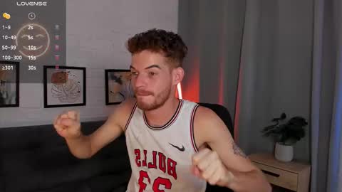 MATEO HUNTER online show from 11-12-25, 03:07